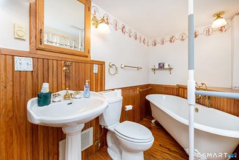 73 Westledge Road Simsbury CT 06092