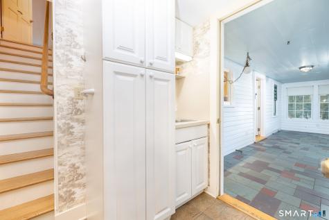 73 Westledge Road Simsbury CT 06092