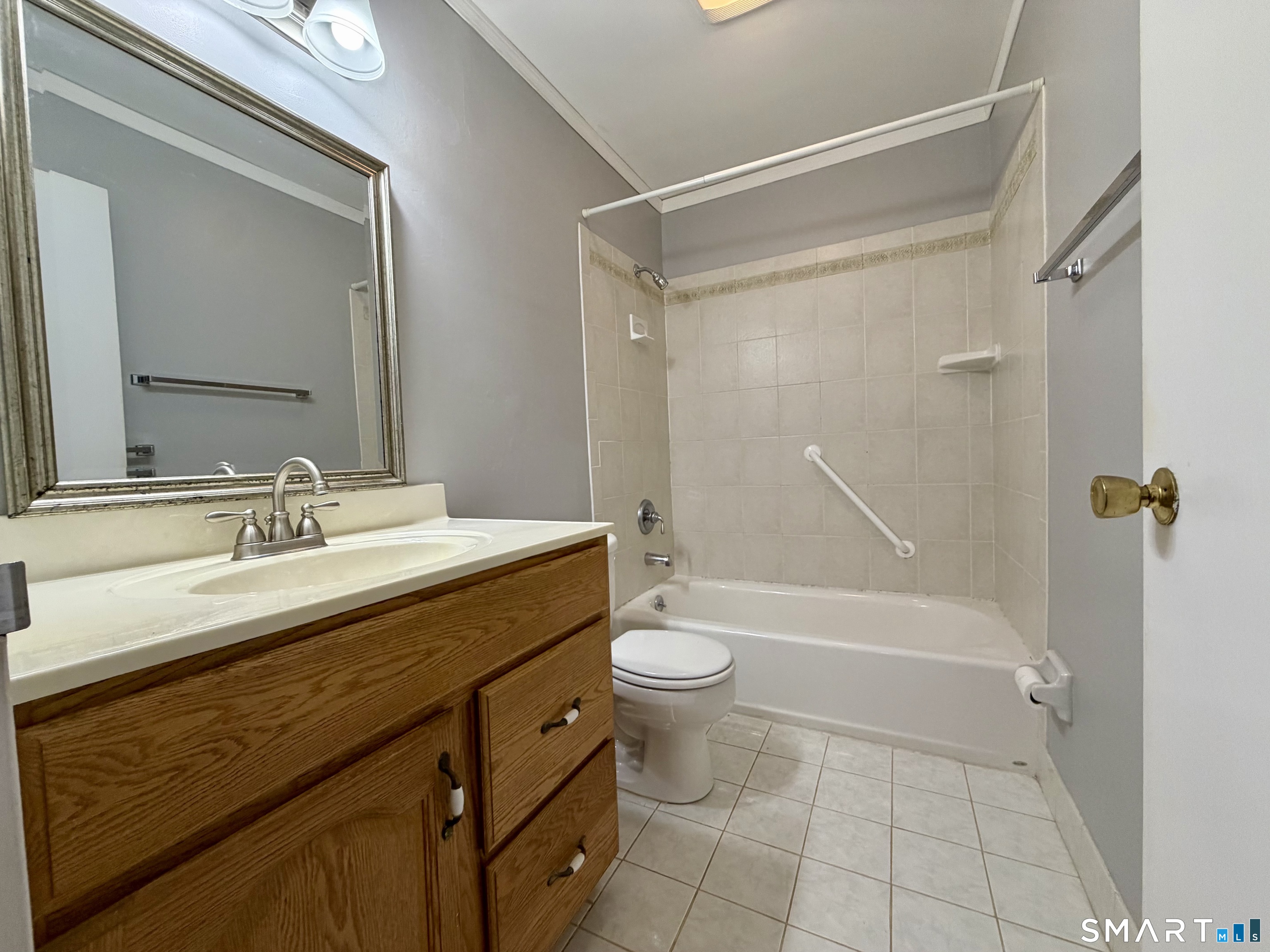 49 East Broadway Milford CT 06460