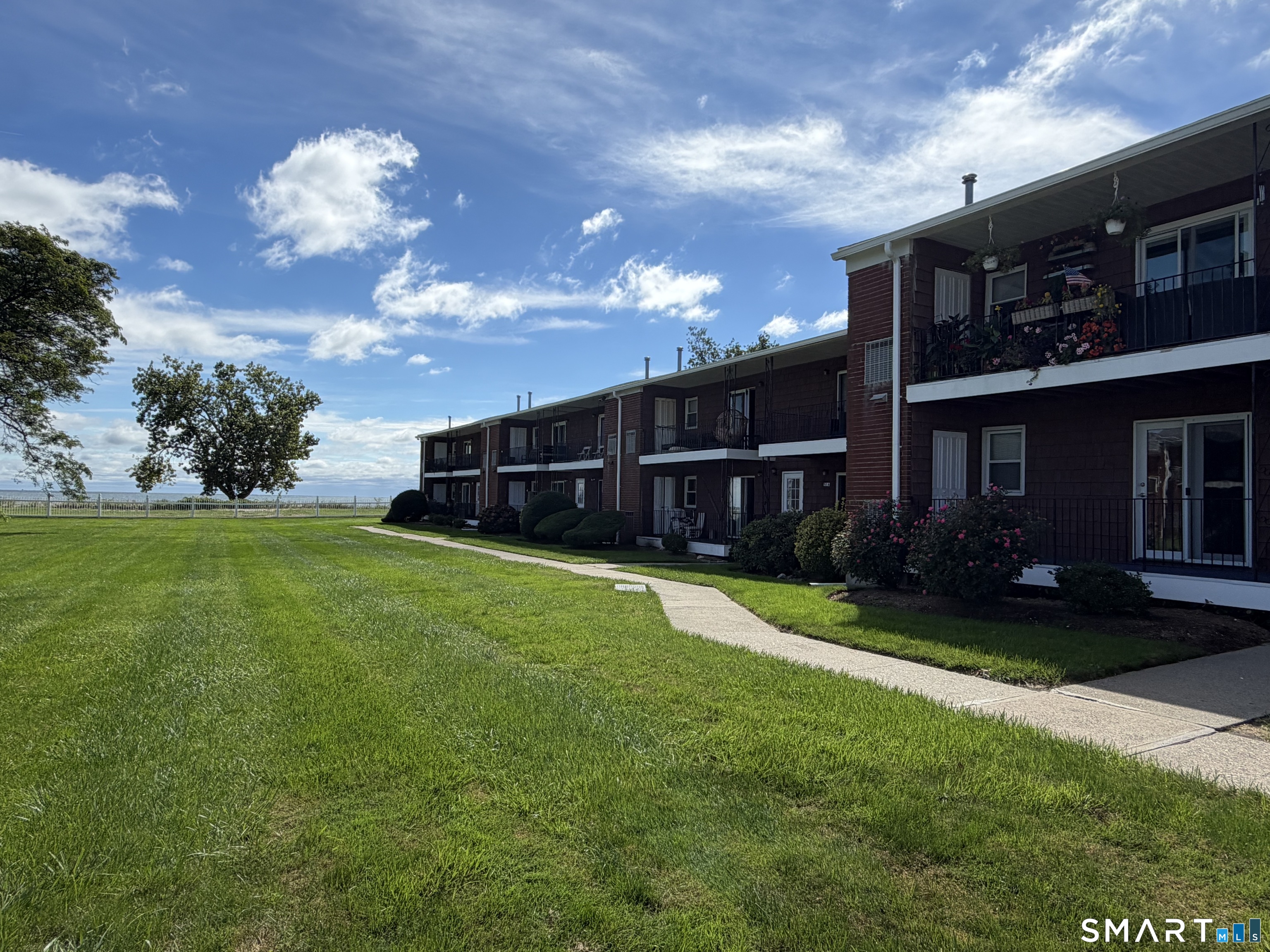 49 East Broadway Milford CT 06460