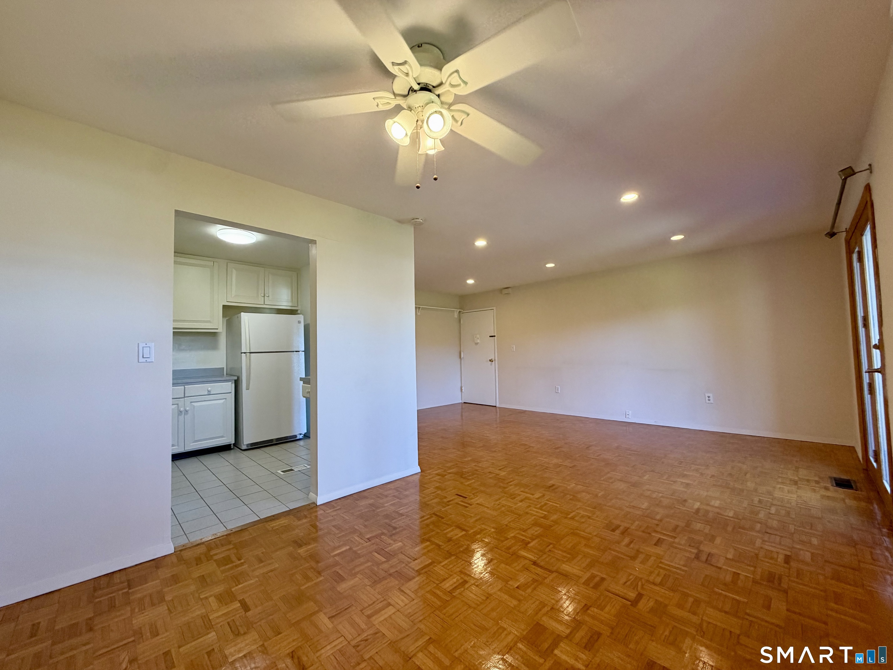49 East Broadway Milford CT 06460