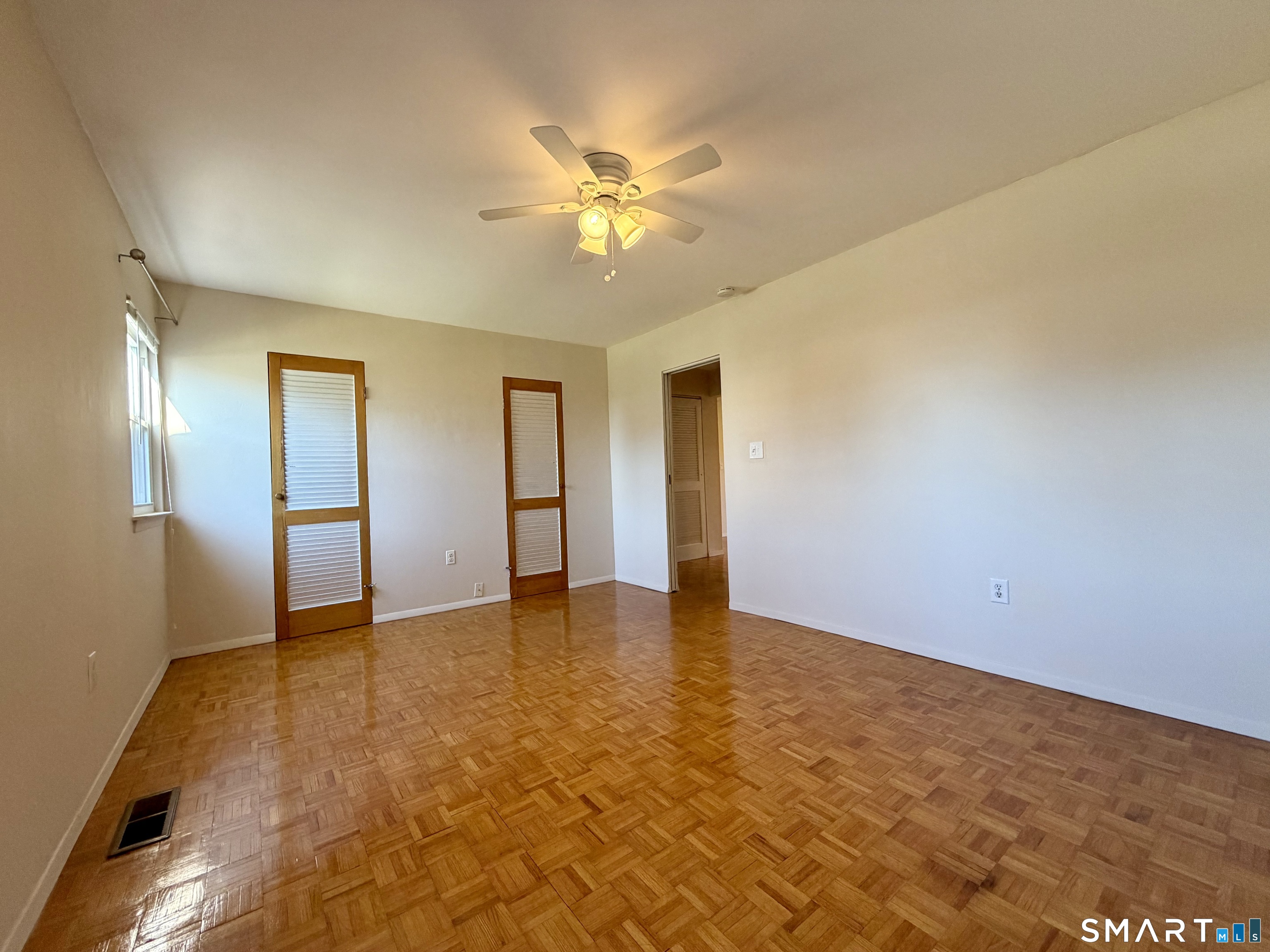 49 East Broadway Milford CT 06460
