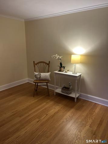 406 Oakwood Avenue West Hartford CT 06110