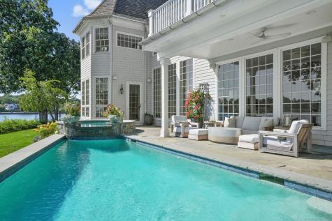 19 Weeds Landing Darien CT 06820