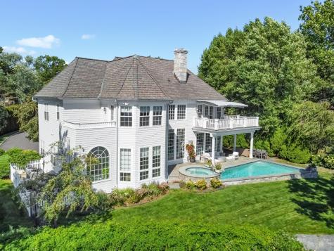 19 Weeds Landing Darien CT 06820