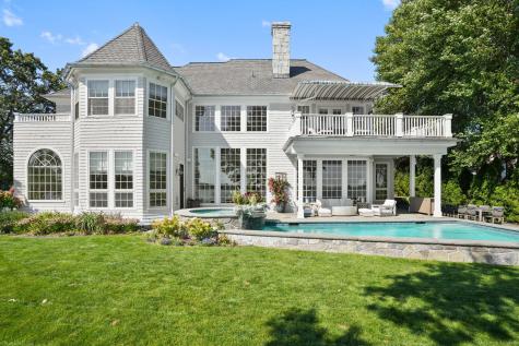 19 Weeds Landing Darien CT 06820