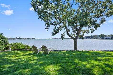19 Weeds Landing Darien CT 06820