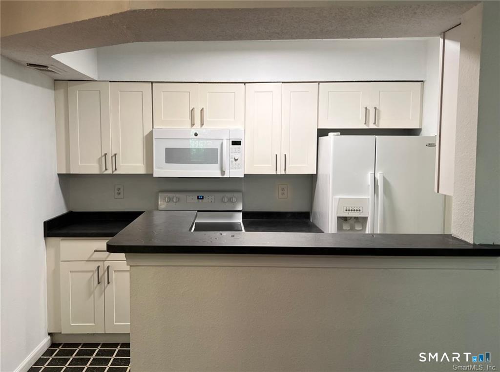 41 Crown Knoll Court Groton CT 06340