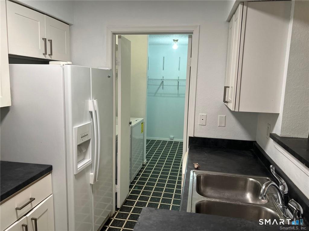 41 Crown Knoll Court Groton CT 06340