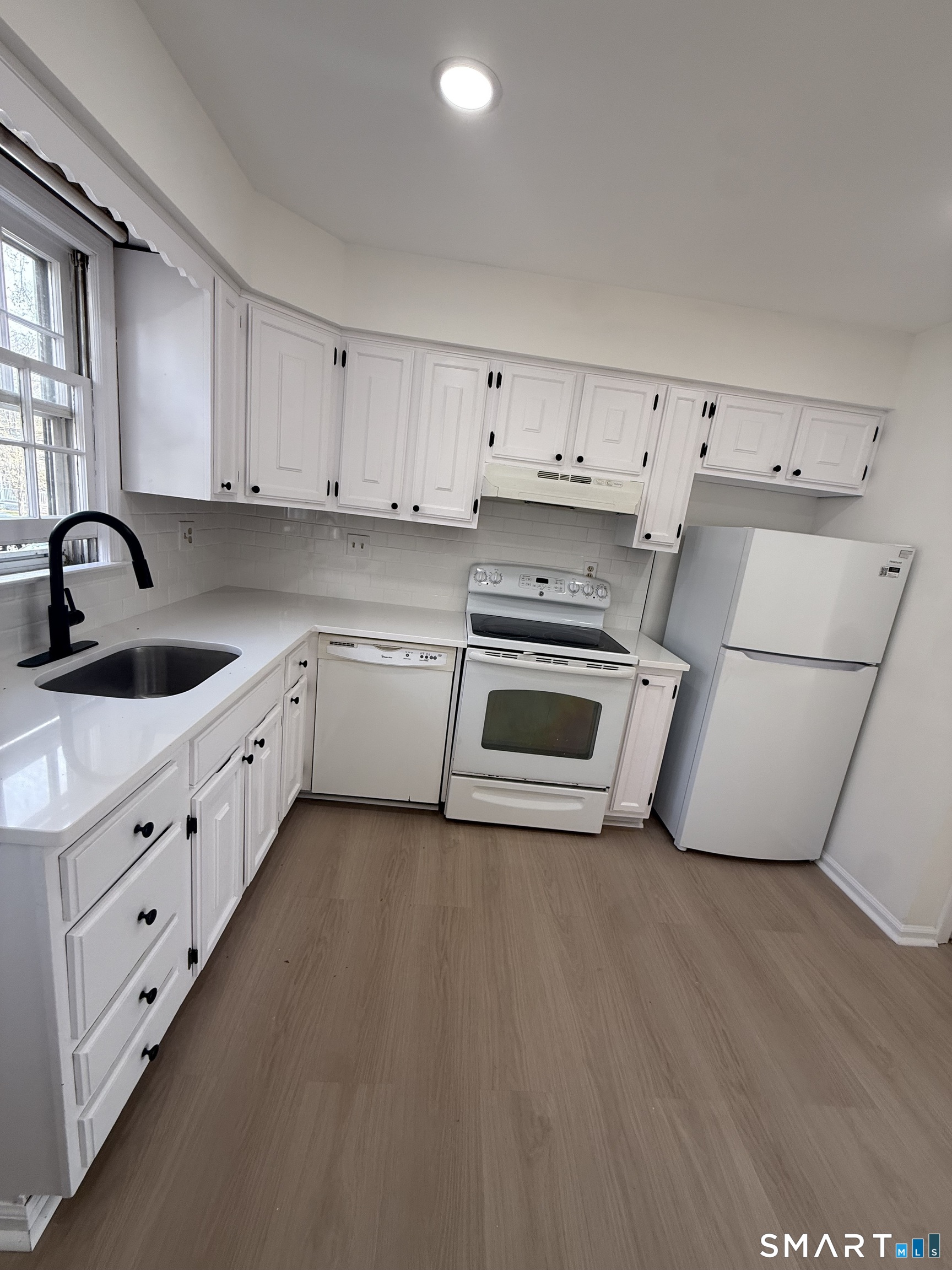 14 Averill Place Branford CT 06405