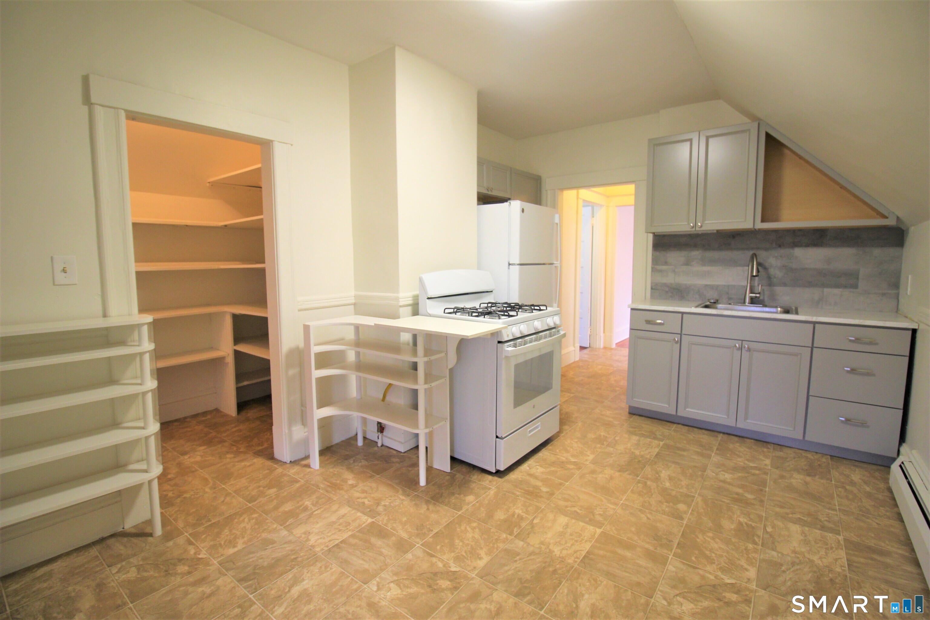 19 Nesbit Avenue West Hartford CT 06119