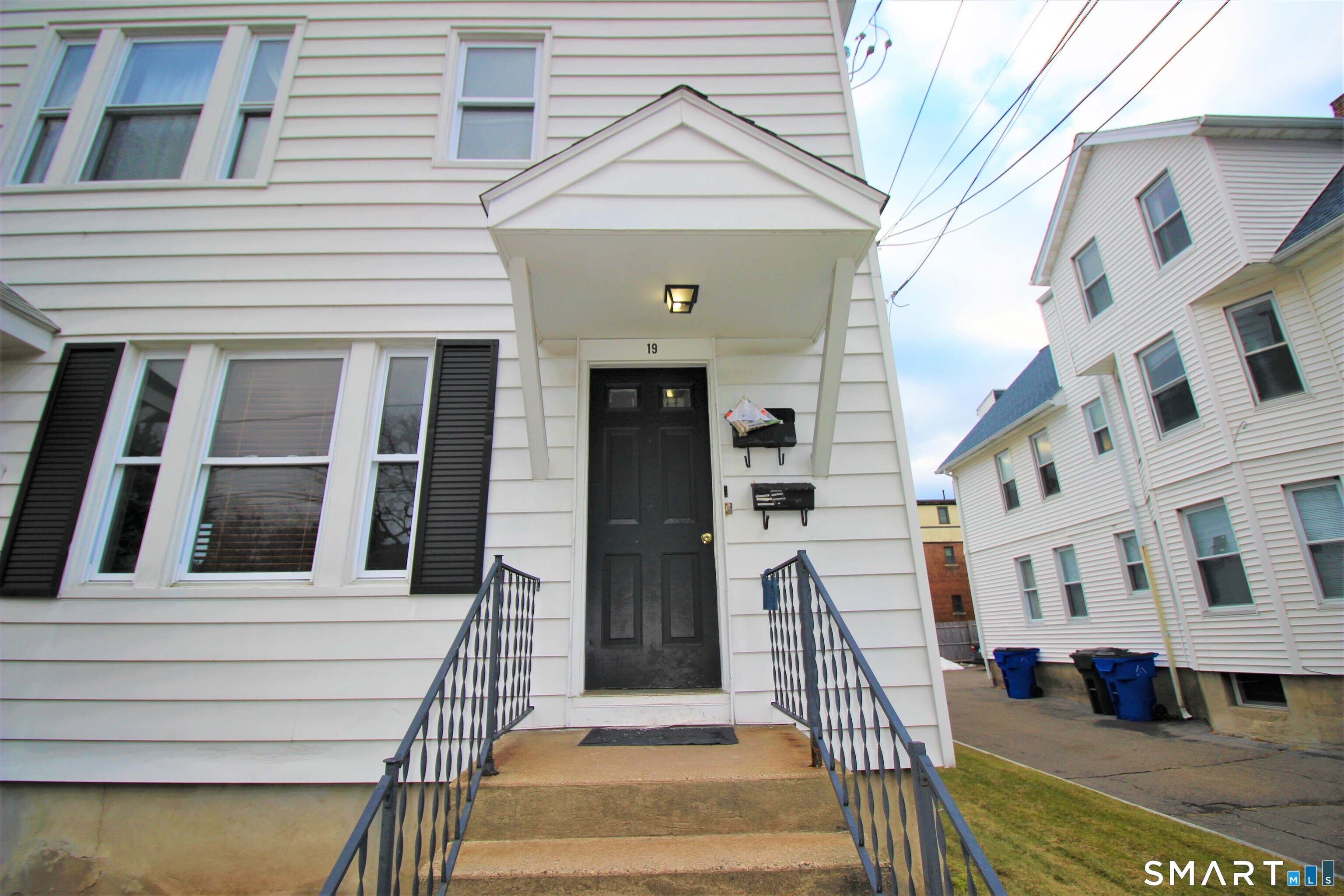 19 Nesbit Avenue West Hartford CT 06119