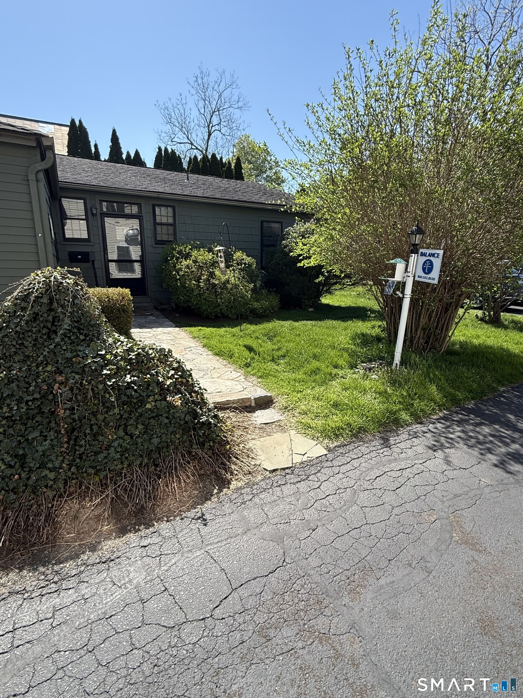 25 Water Street Guilford CT 06437