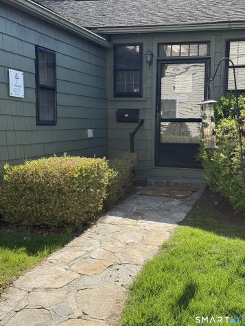 25 Water Street Guilford CT 06437