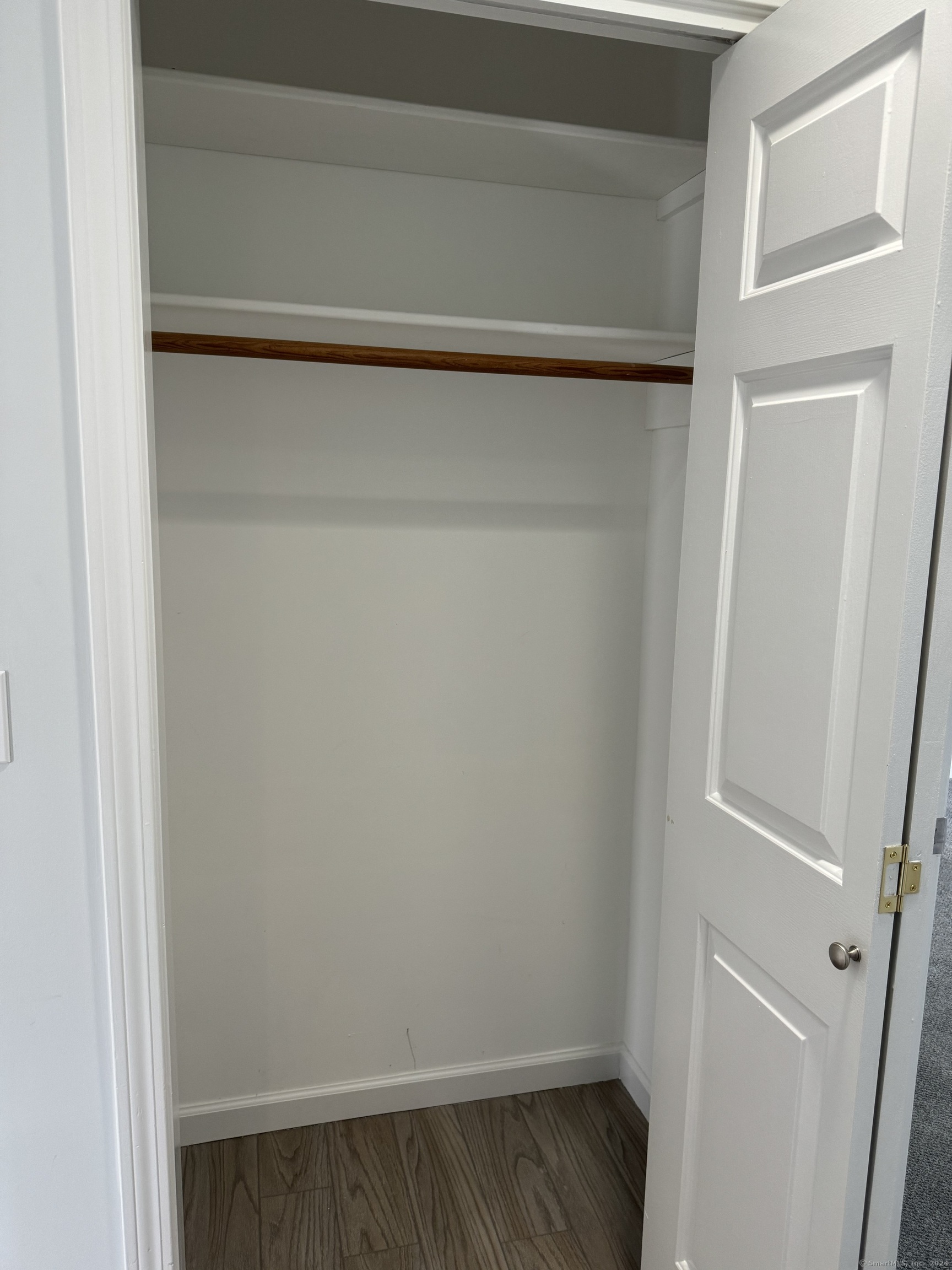 14 Plymouth Court Clinton CT 06413