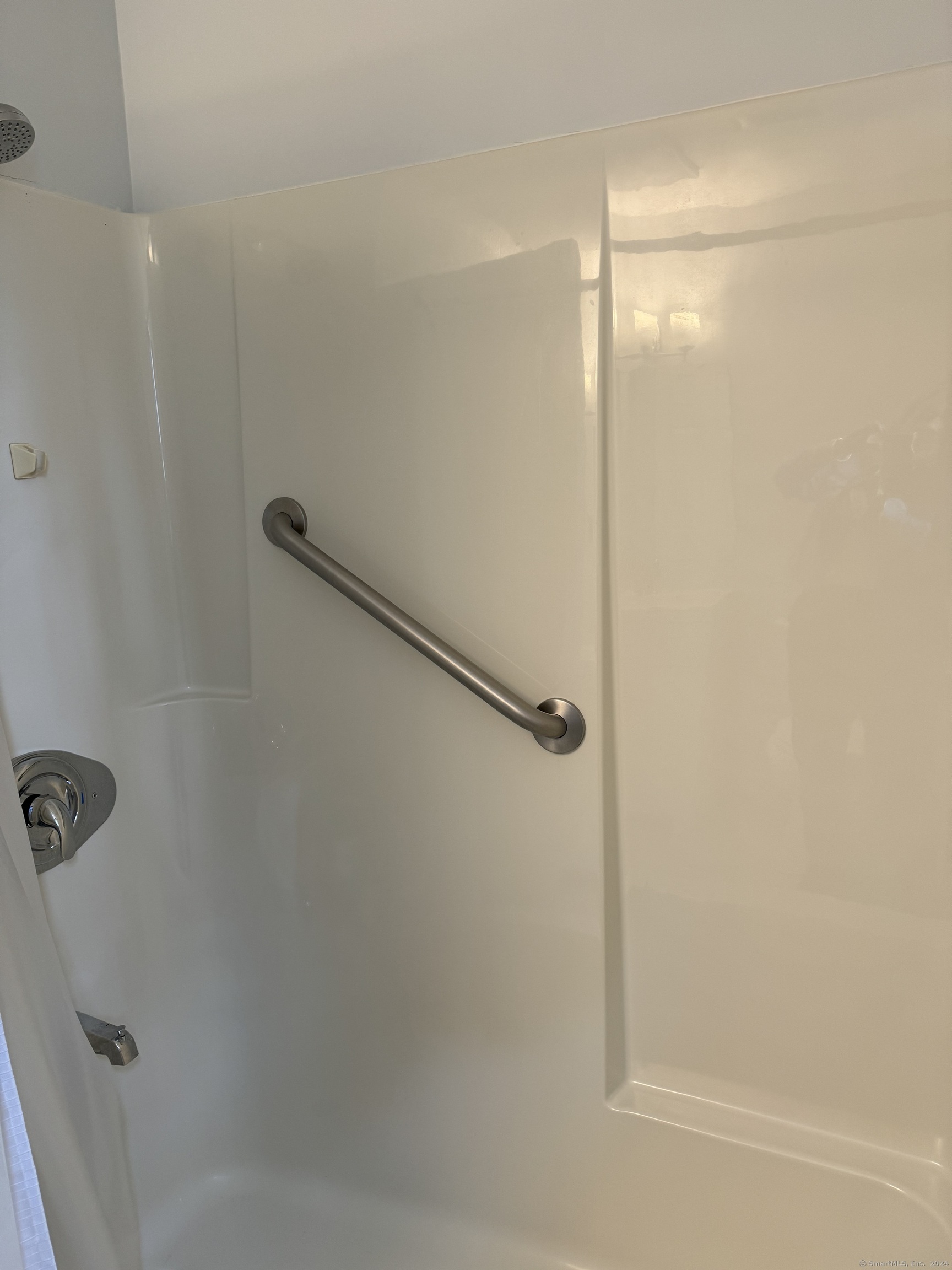 14 Plymouth Court Clinton CT 06413