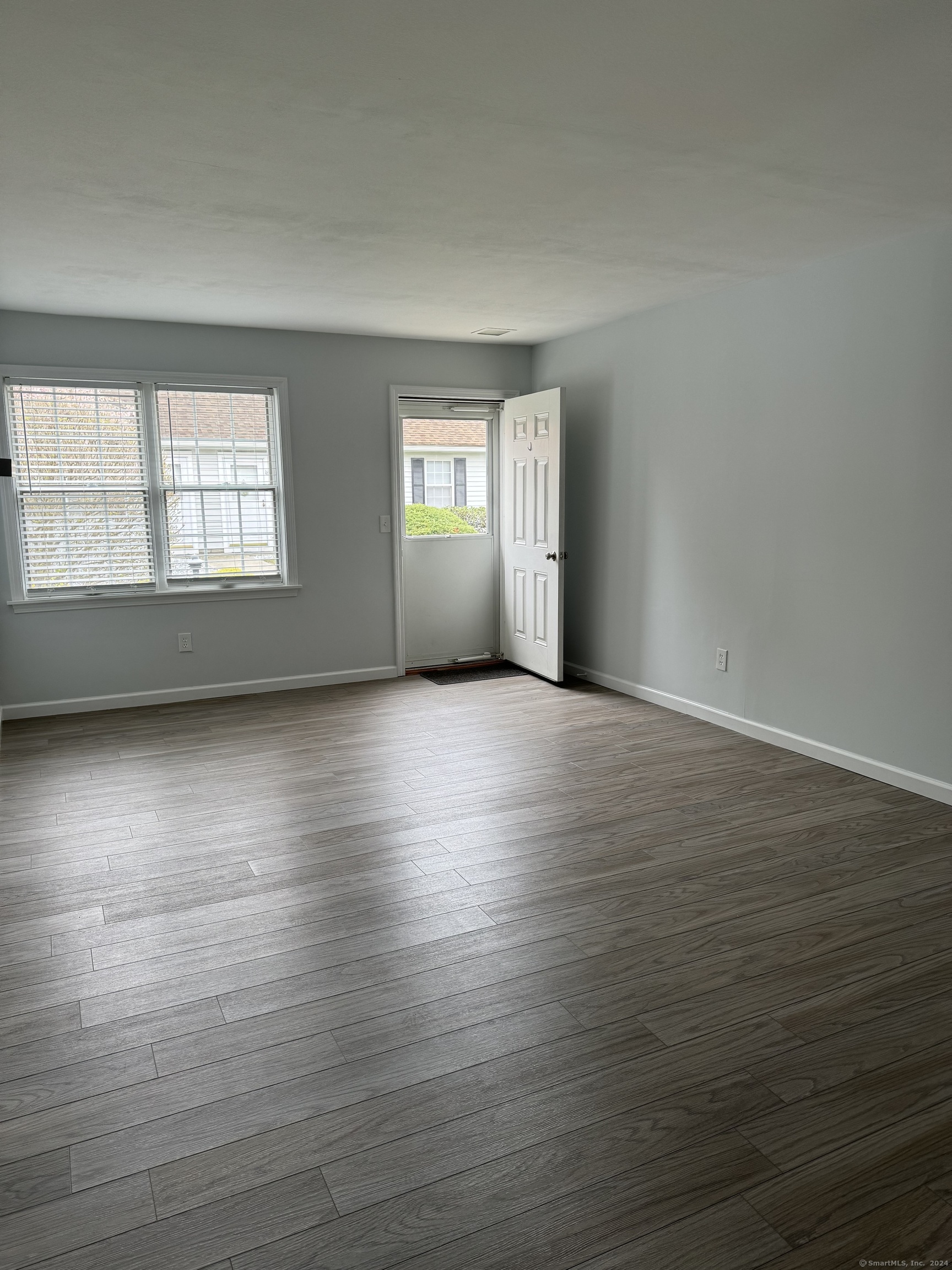14 Plymouth Court Clinton CT 06413