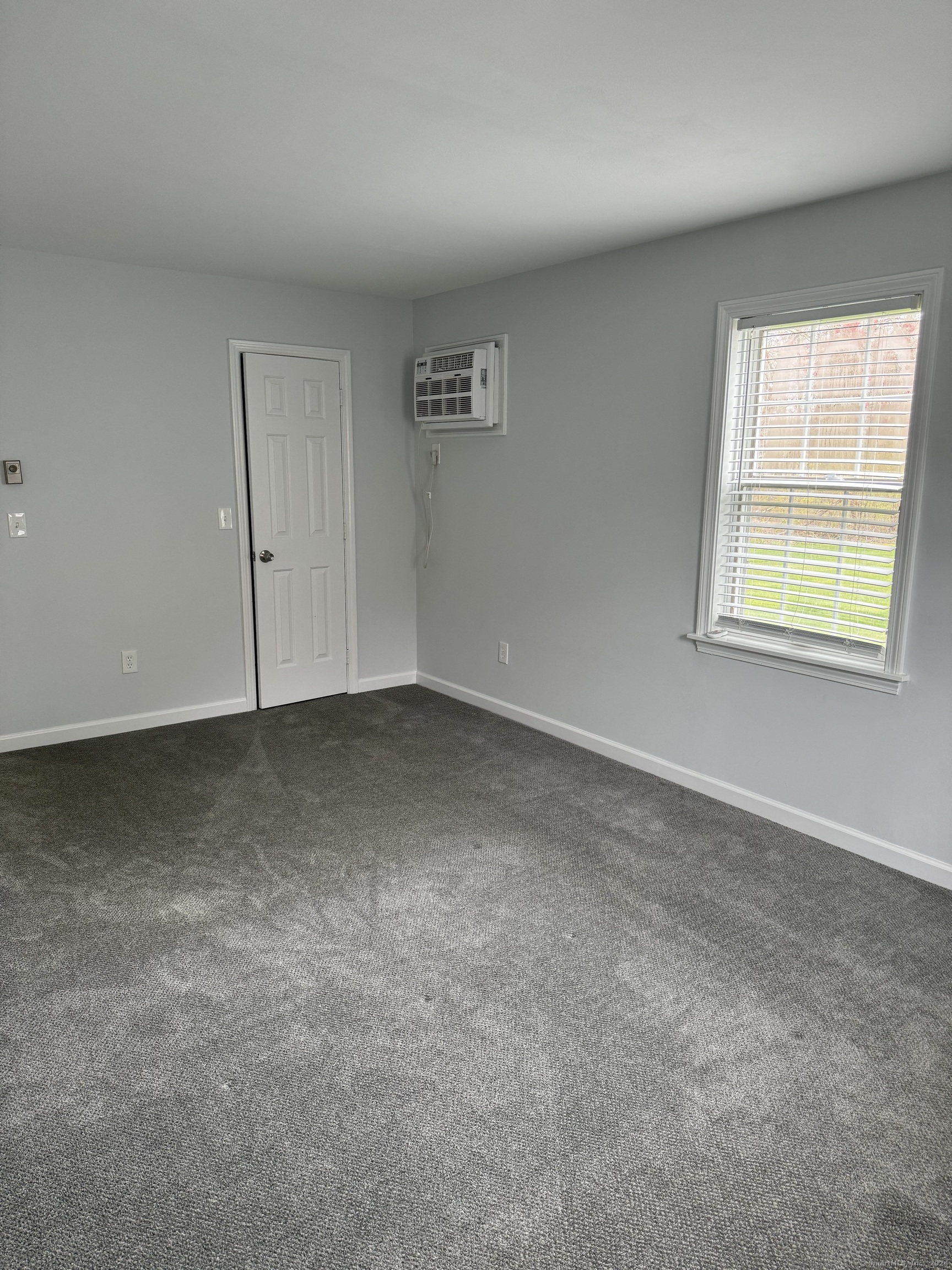 14 Plymouth Court Clinton CT 06413