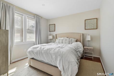 12 Husted Lane New Canaan CT 06840
