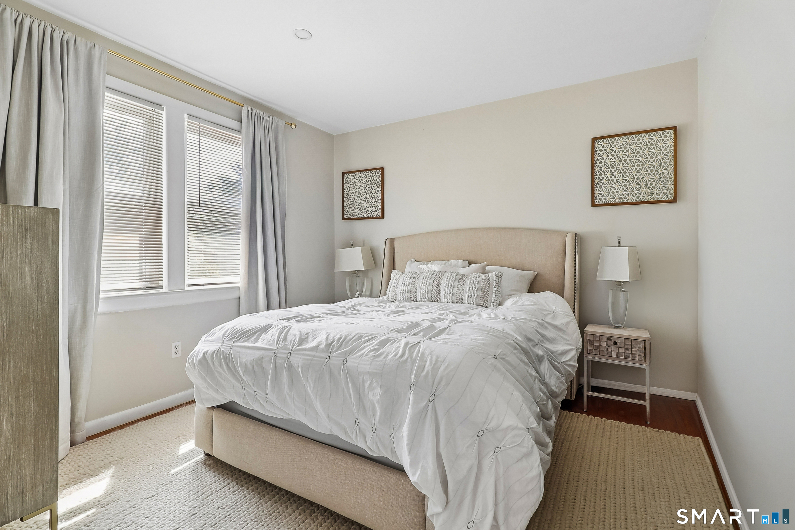 12 Husted Lane New Canaan CT 06840