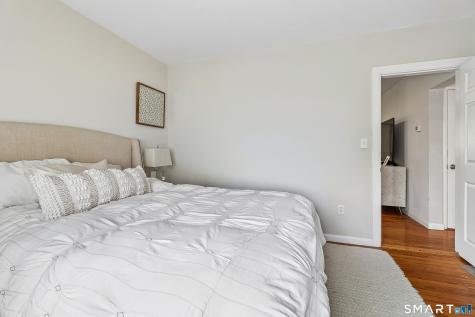 12 Husted Lane New Canaan CT 06840