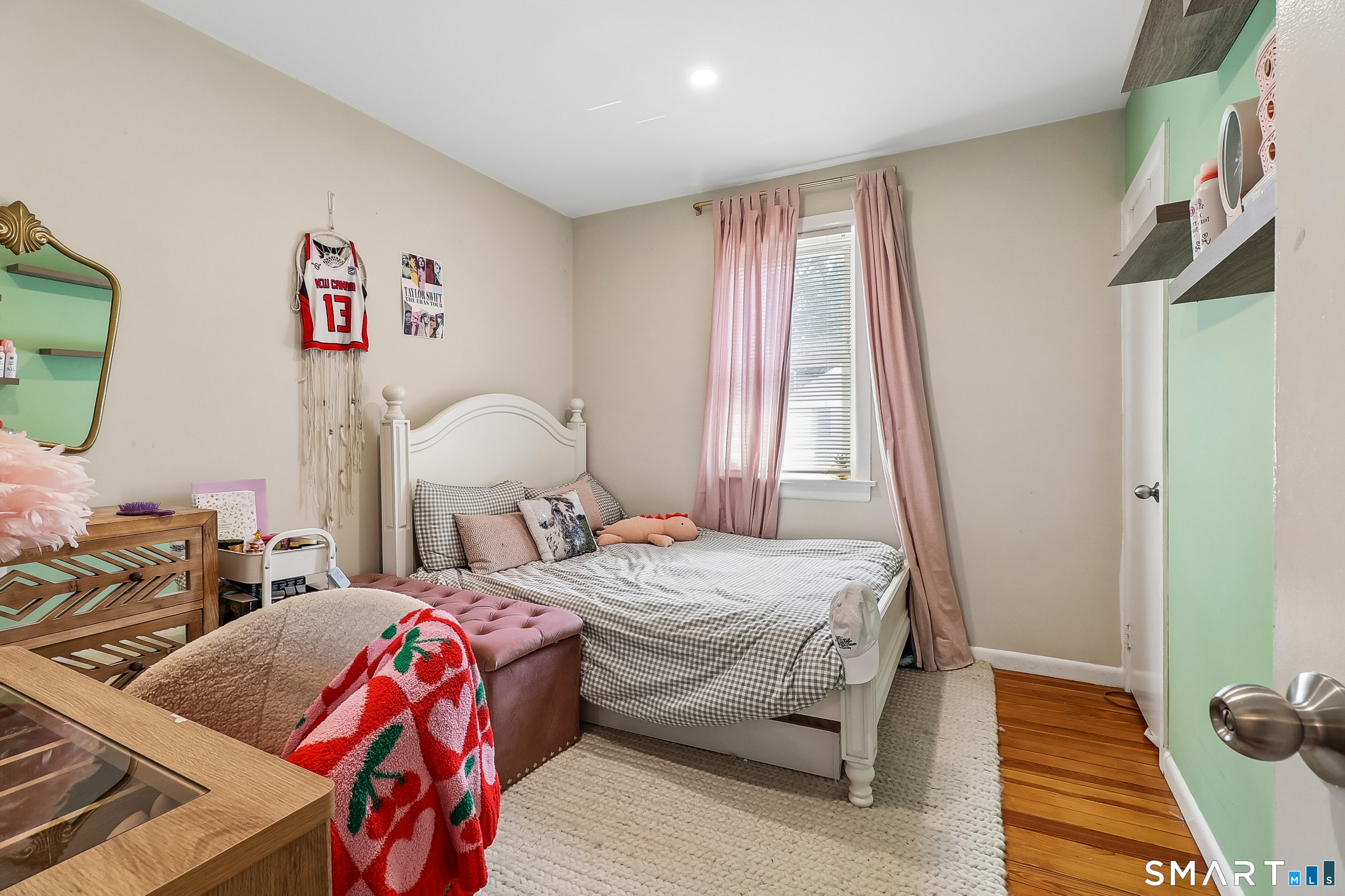 12 Husted Lane New Canaan CT 06840