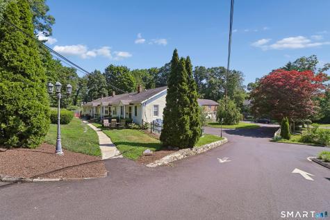 12 Husted Lane New Canaan CT 06840