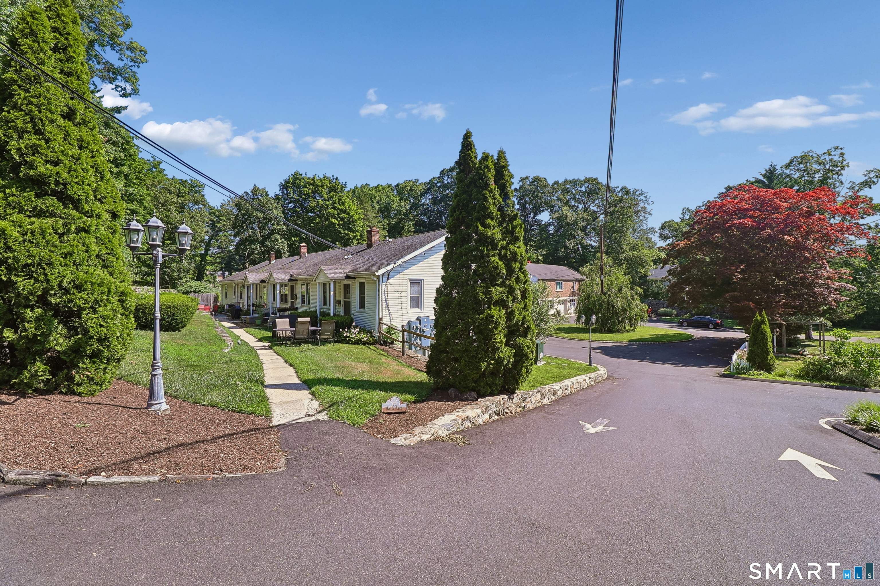 12 Husted Lane New Canaan CT 06840