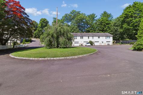 12 Husted Lane New Canaan CT 06840