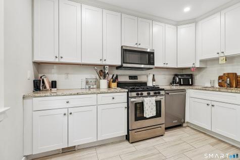 12 Husted Lane New Canaan CT 06840
