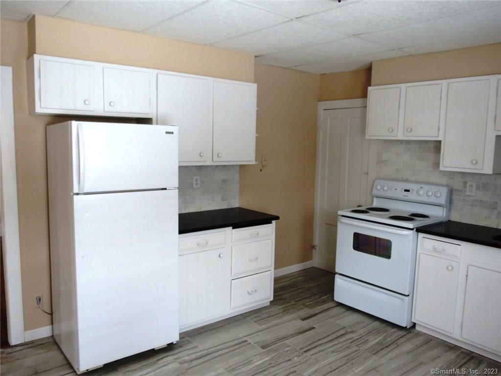13 Wilcox Street Wethersfield CT 06109
