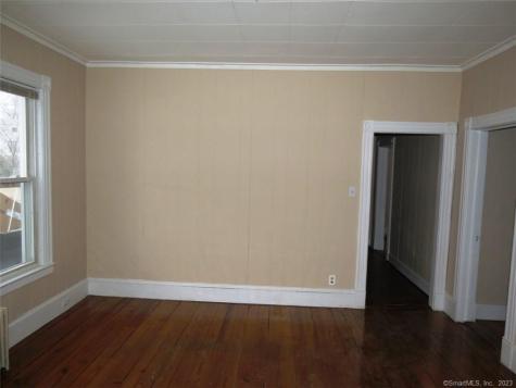 13 Wilcox Street Wethersfield CT 06109