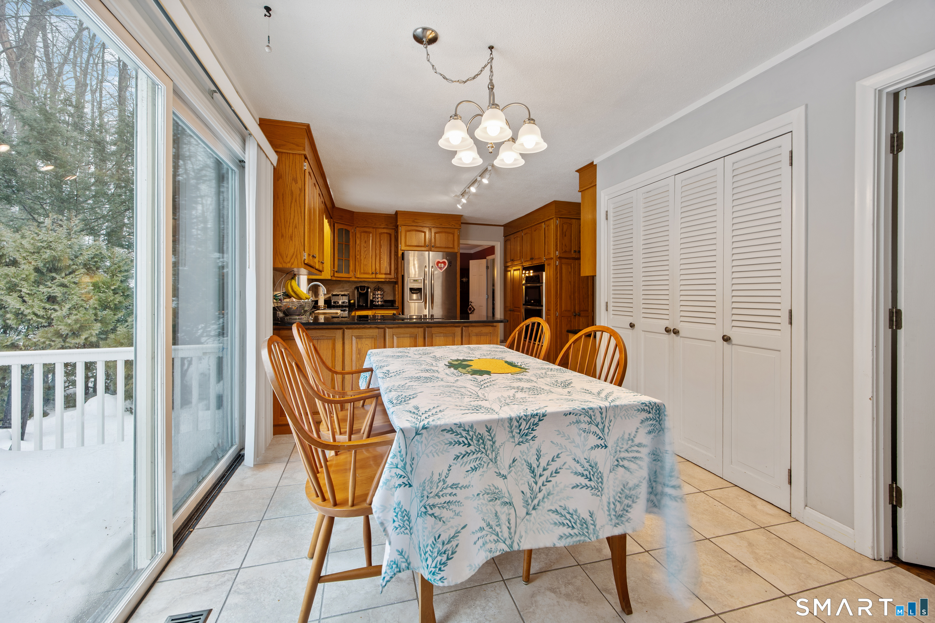 10 Candlewood Lane Farmington CT 06032