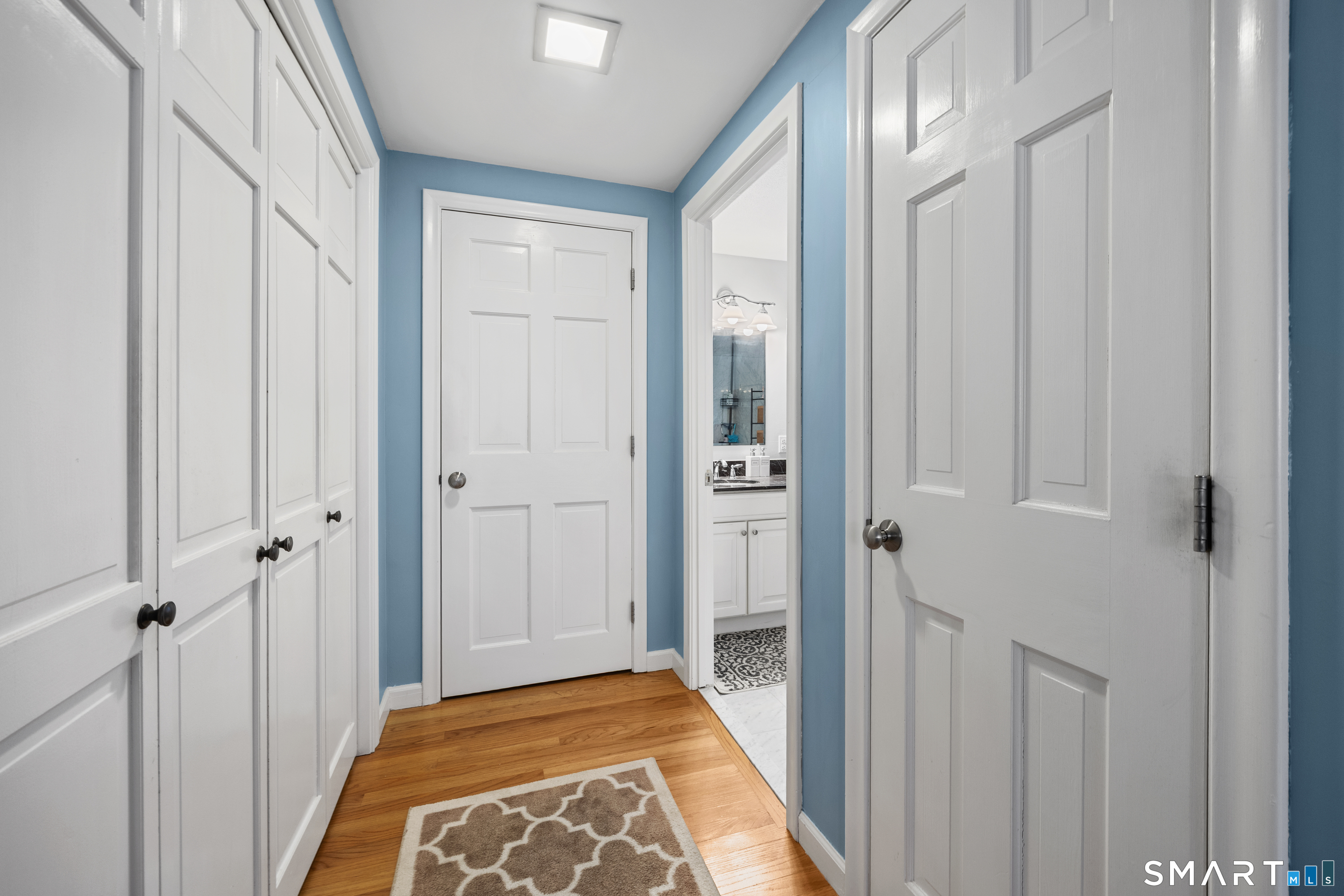 10 Candlewood Lane Farmington CT 06032