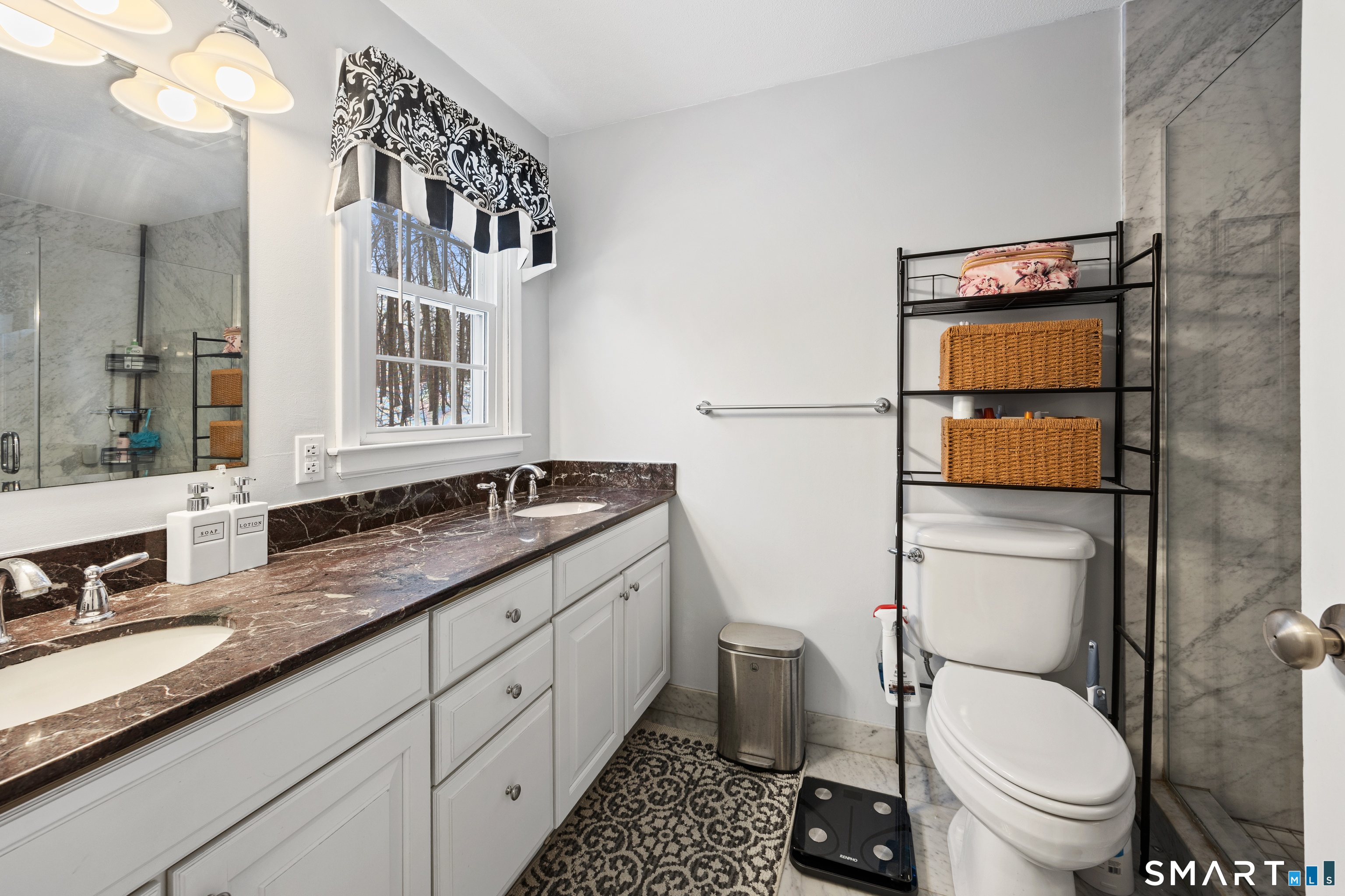 10 Candlewood Lane Farmington CT 06032