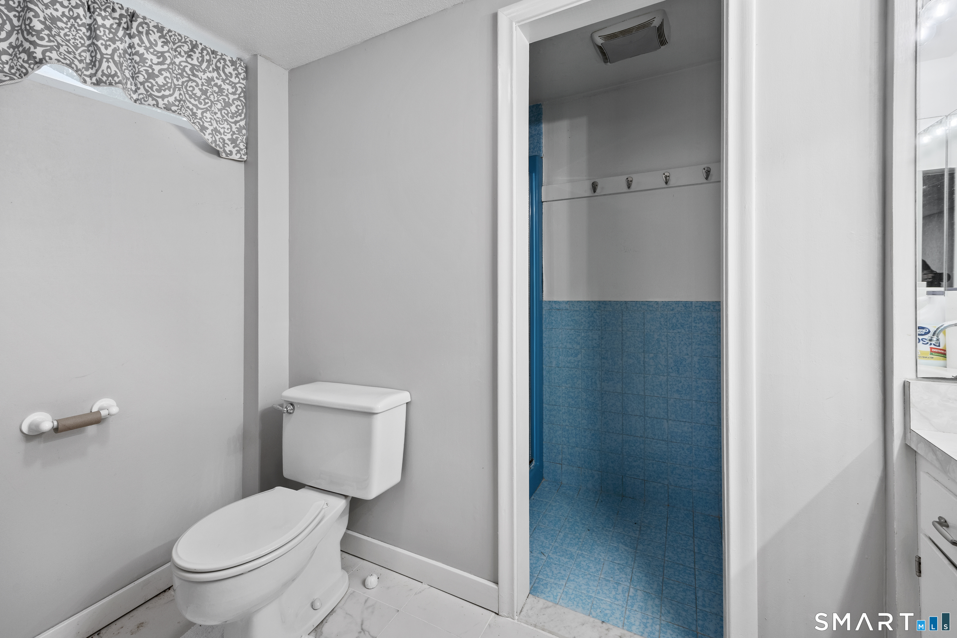 10 Candlewood Lane Farmington CT 06032