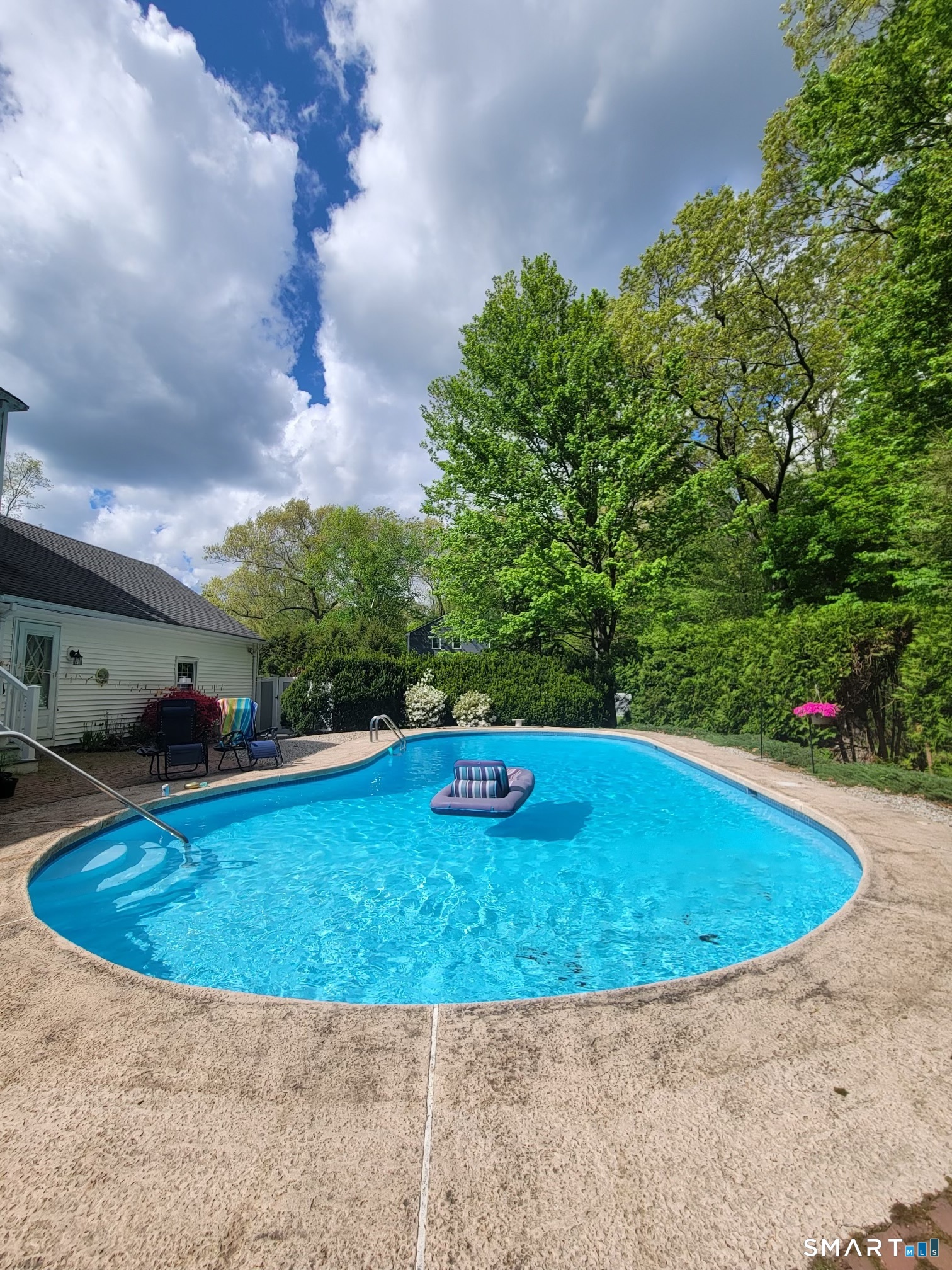 10 Candlewood Lane Farmington CT 06032