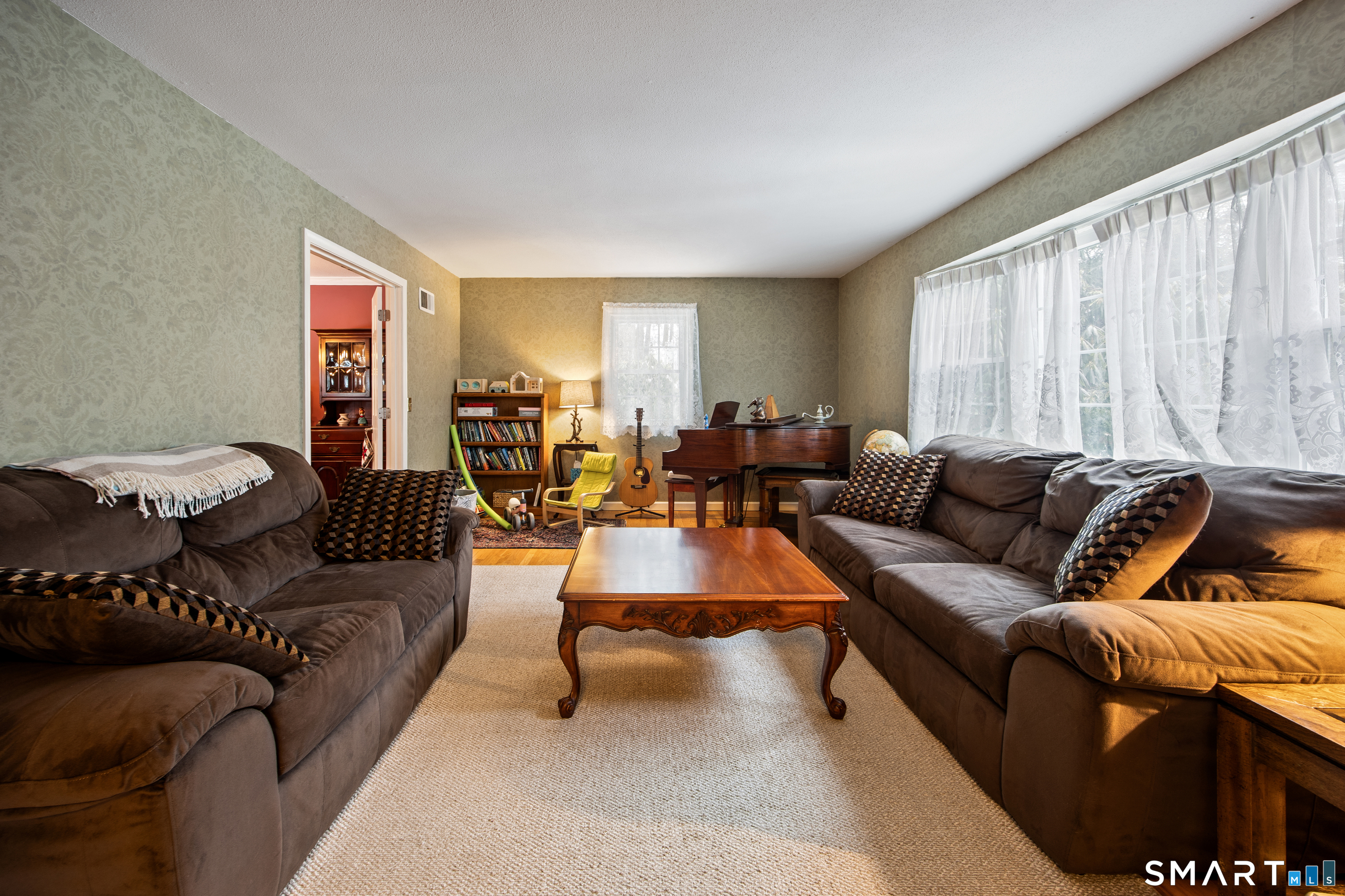 10 Candlewood Lane Farmington CT 06032