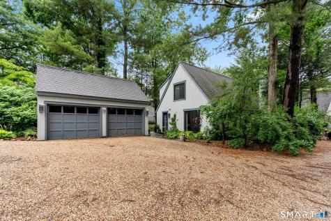 7 Pond Circle Avon CT 06001