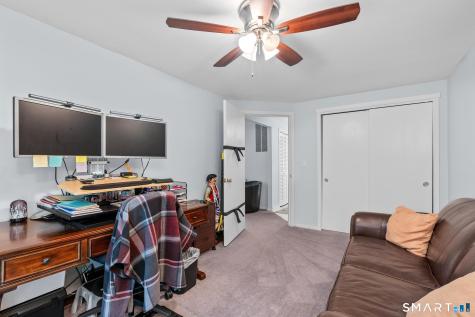 7 Pond Circle Avon CT 06001