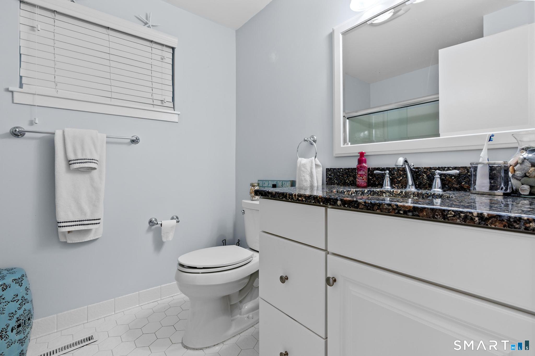 7 Pond Circle Avon CT 06001