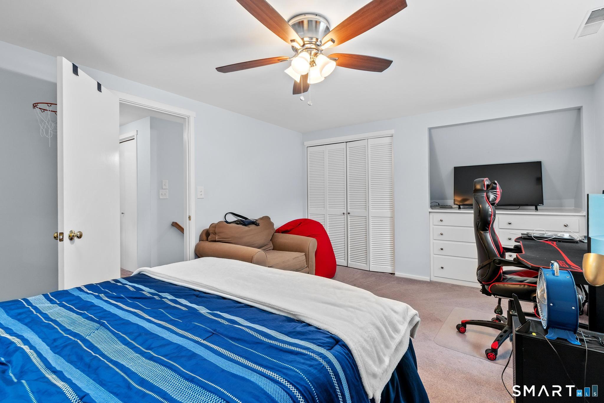 7 Pond Circle Avon CT 06001