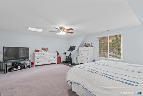 7 Pond Circle Avon CT 06001