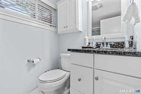 7 Pond Circle Avon CT 06001