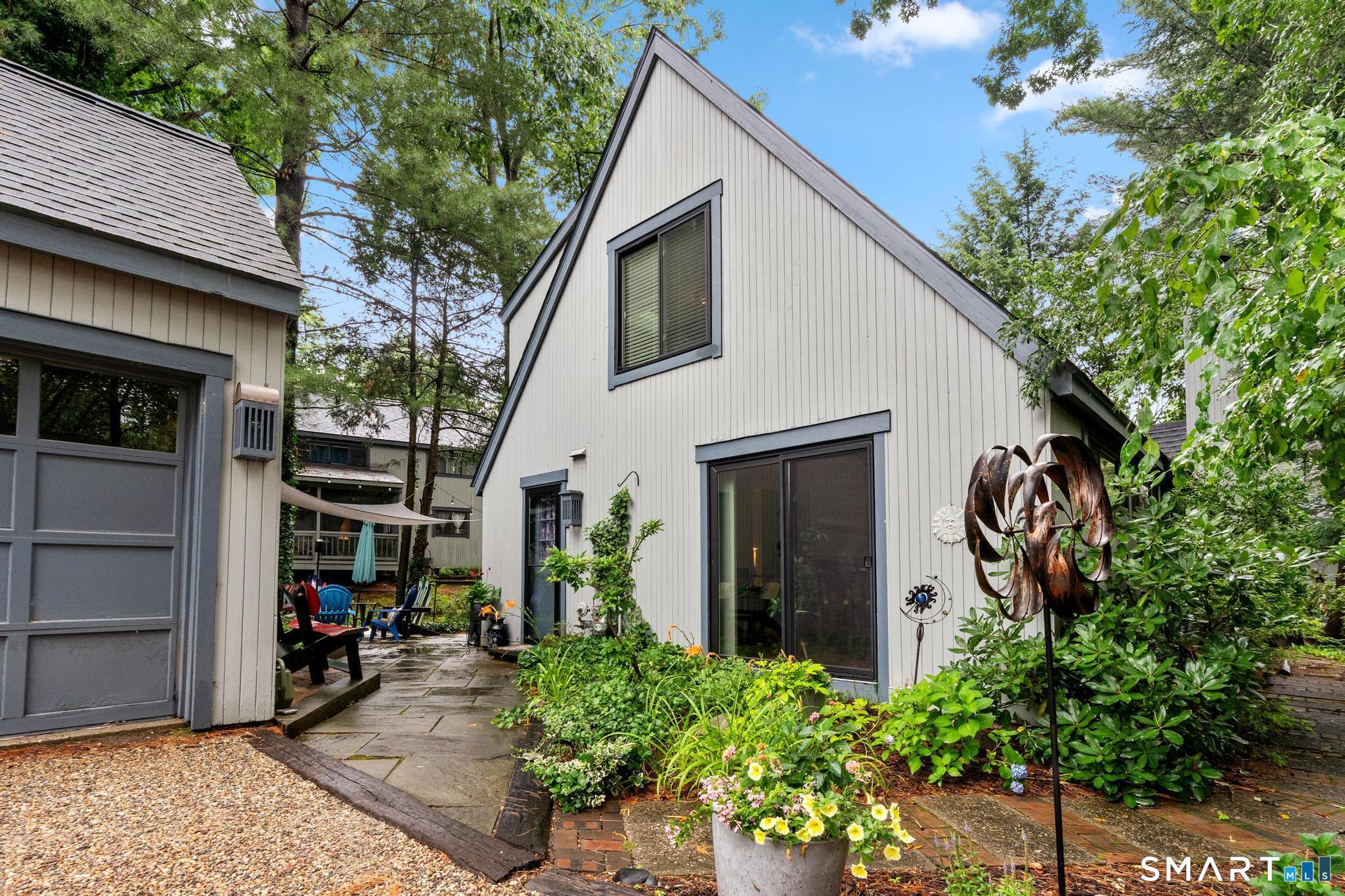 7 Pond Circle Avon CT 06001