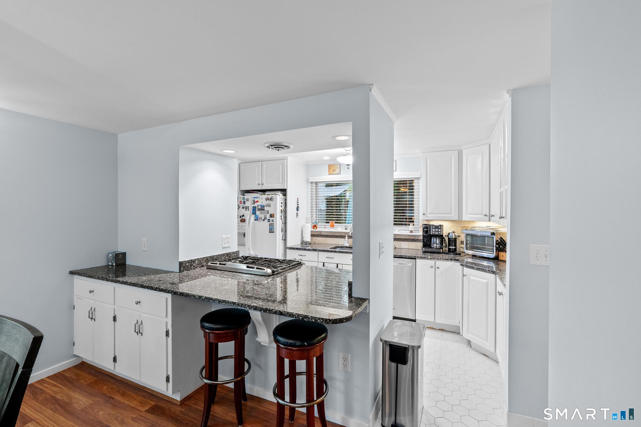 7 Pond Circle Avon CT 06001