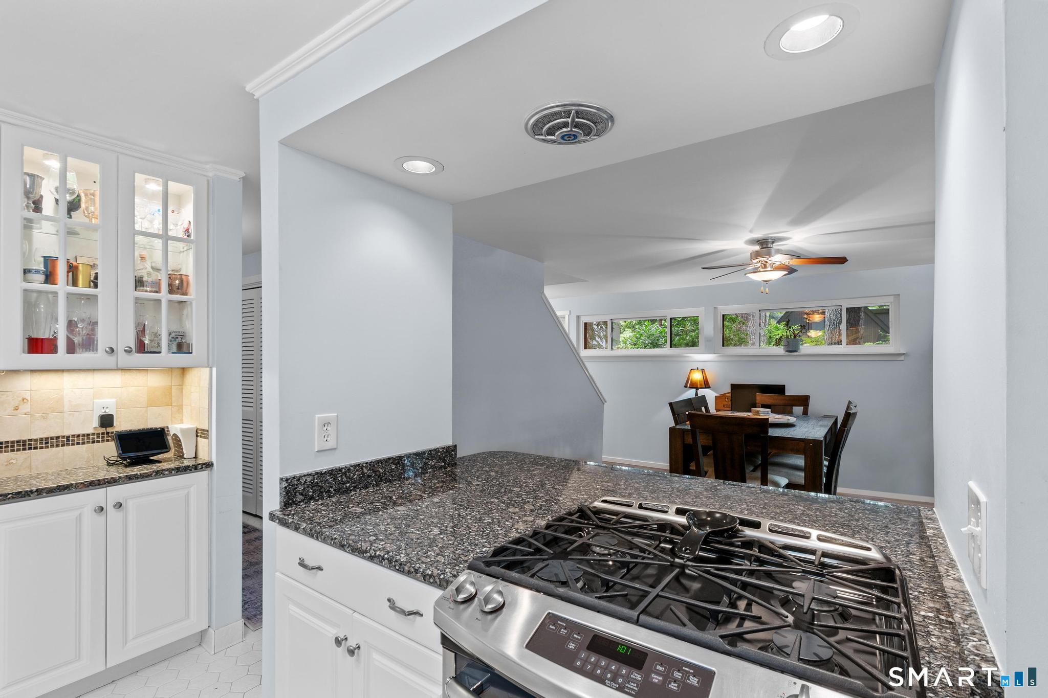 7 Pond Circle Avon CT 06001