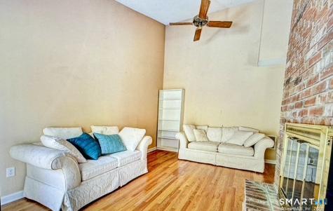 136 Tunxis Village Farmington CT 06032
