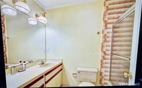 136 Tunxis Village Farmington CT 06032