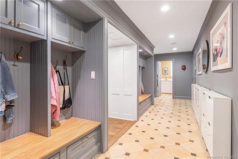 6 Searles Road Darien CT 06820